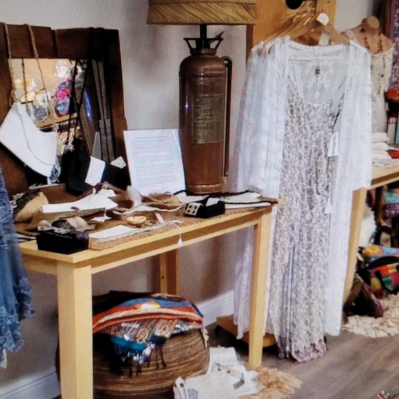 NEW NWOT BO HO.LONG LACE SMALL FESTIVAL COAT - Picture 10 of 13